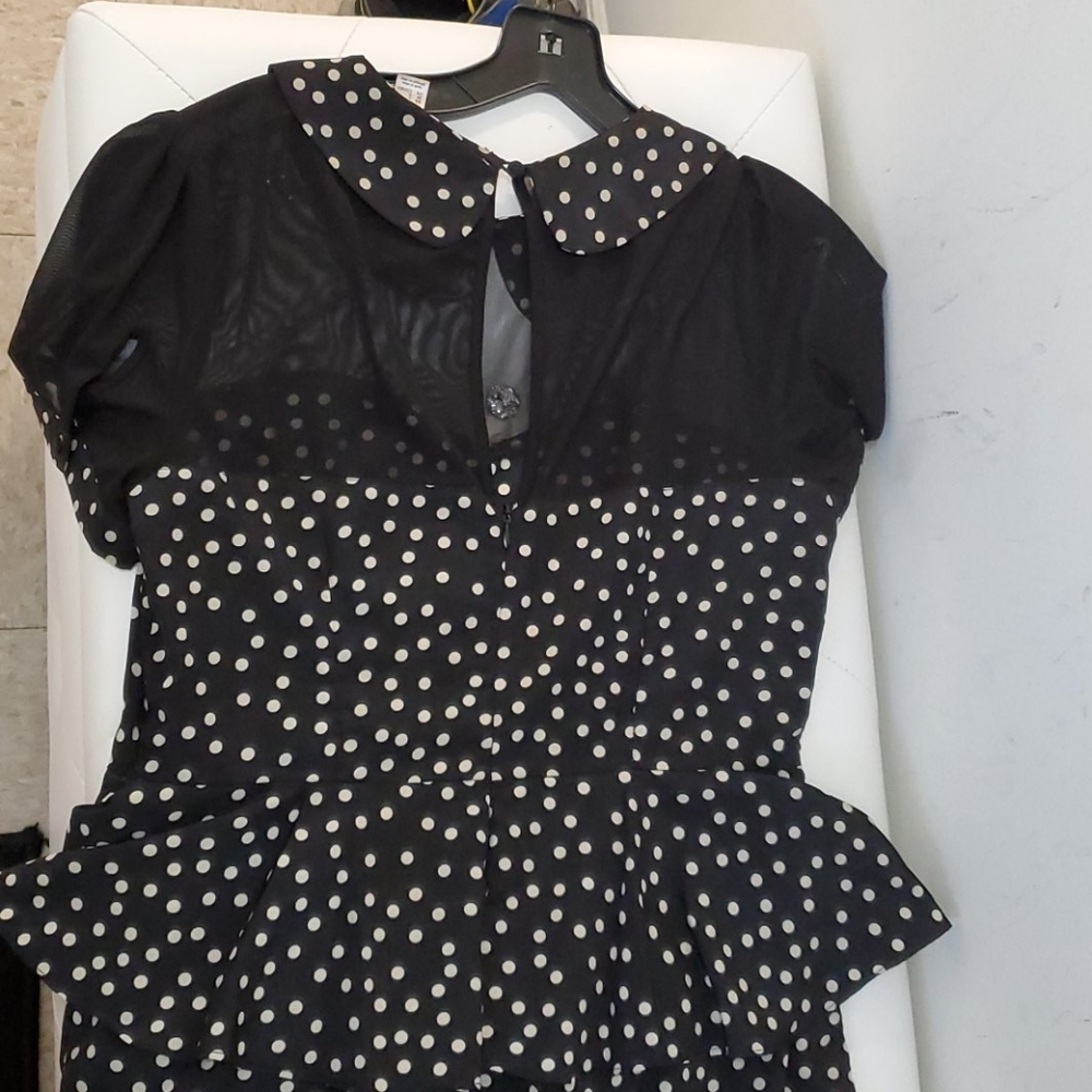 Dress - Picture 2 of 7